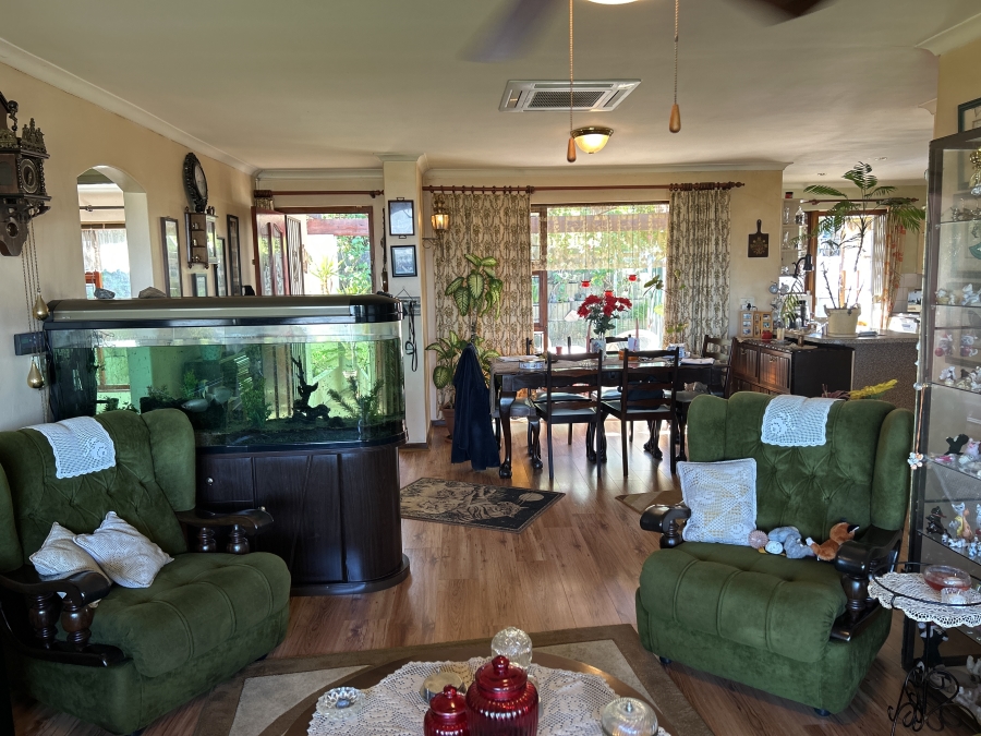 3 Bedroom Property for Sale in Loevenstein Western Cape